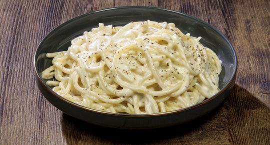 SPAGHETTI CACIO E PEPE