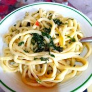 MACCHERONI A FEZZE CON PESTO